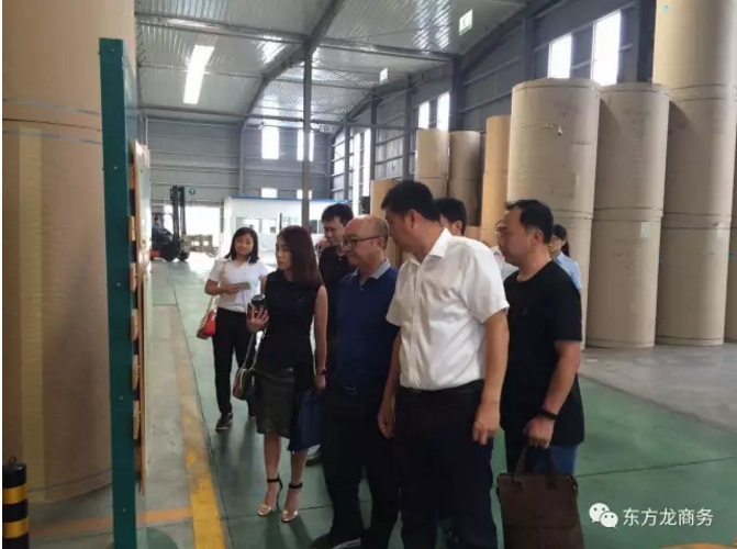 陪同湖南張家界、江蘇邳州實(shí)地考察新型包裝材料投資選址項(xiàng)目企業(yè)，務(wù)實(shí)推進(jìn)項(xiàng)目合作落地