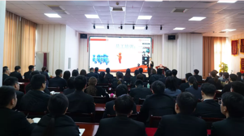 東方龍商務(wù)集團(tuán)開展年終系列培訓(xùn)，為實現(xiàn)2021年目標(biāo)鍛造專業(yè)招商團(tuán)隊