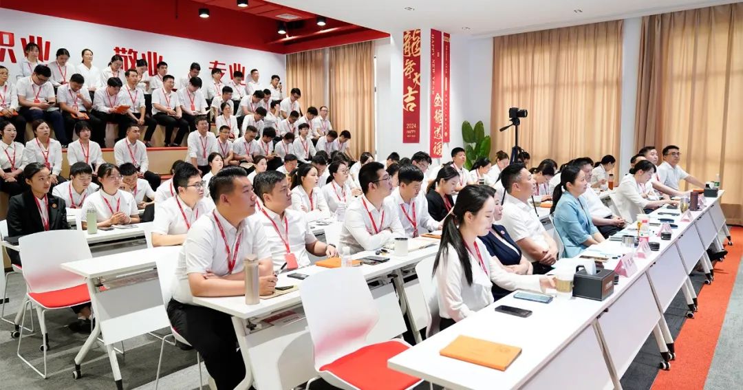 東方龍商務(wù)首屆“講好招商引資”故事大賽成功舉行！沉淀十年招商路，專業(yè)領(lǐng)航贏未來(lái)！